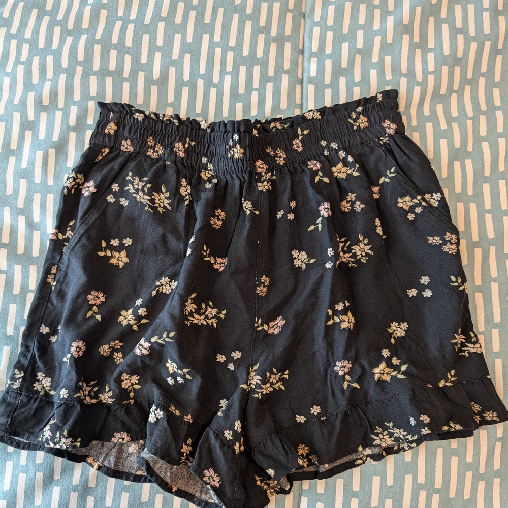SO Black Floral High-Rise Shorts